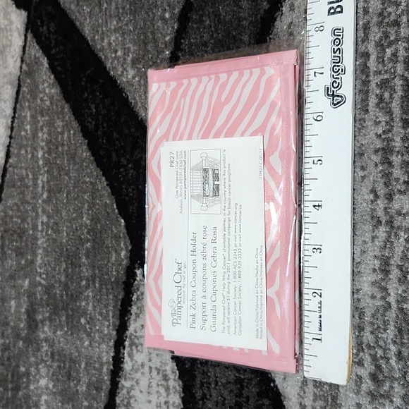 THE PAMPERED CHEF PINK ZEBRA COUPON REWARDS GROCERIES LIST GIFT CARDS HOLDER - Picture 4 of 8